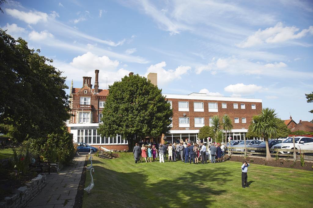 The Orwell Hotel Felixstowe Exterior foto